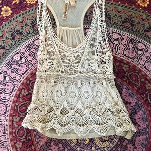 Medium cream tank top